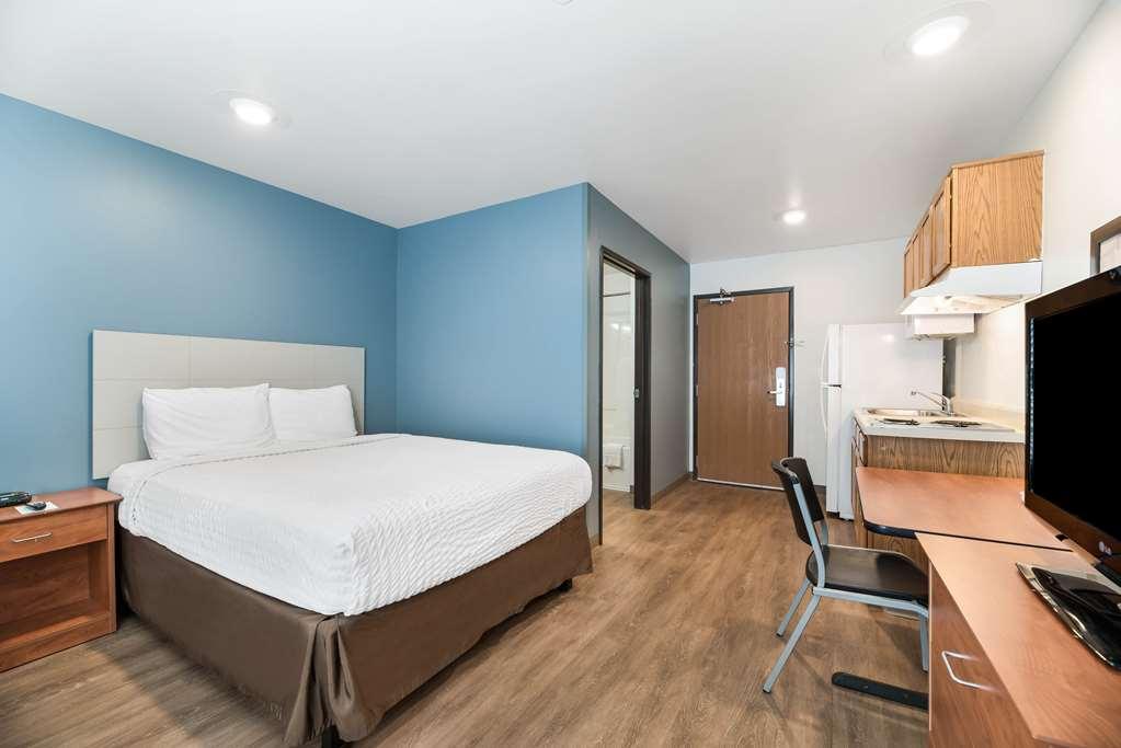 Extended Stay America Select Suites - Orlando - East Zimmer foto