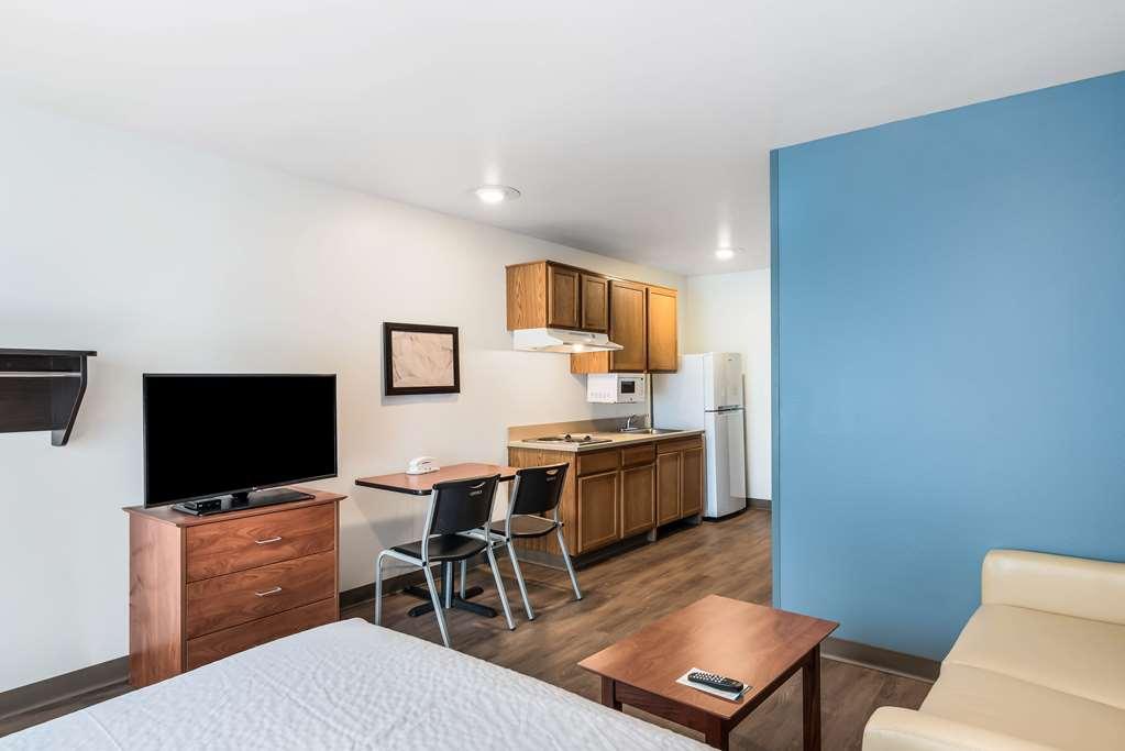 Extended Stay America Select Suites - Orlando - East Zimmer foto